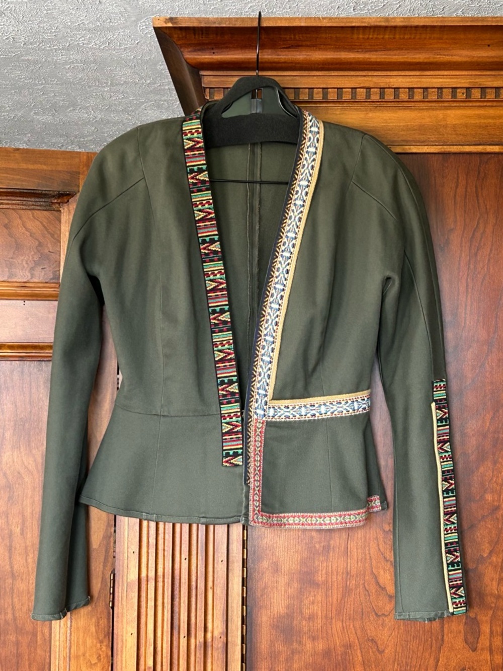 RACHEL Rachel Roy Olive Green Embroidered Trim Blazer, Size 6, NWOT